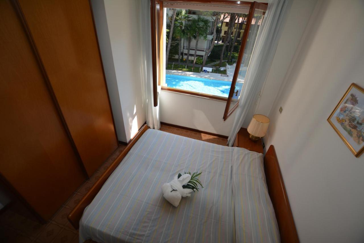 利尼亚诺萨比亚多罗Lignano With Pool公寓 外观 照片