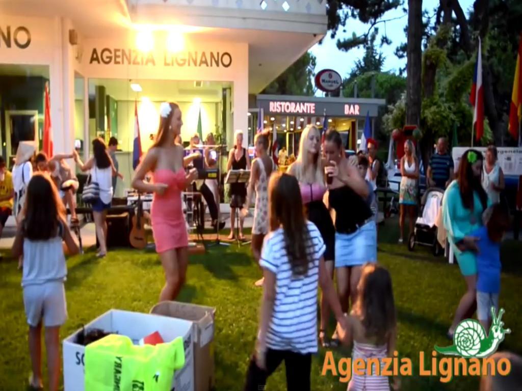 利尼亚诺萨比亚多罗Lignano With Pool公寓 外观 照片